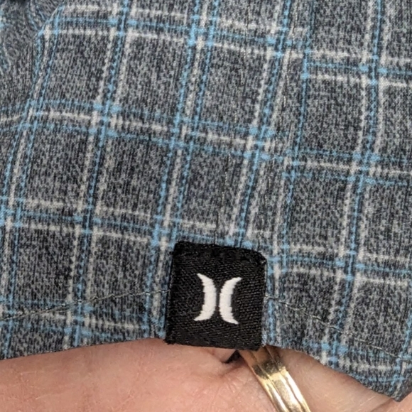 Hurley Dress Shirt Mens Size Small Excellent Condition - Picture 7 of 14